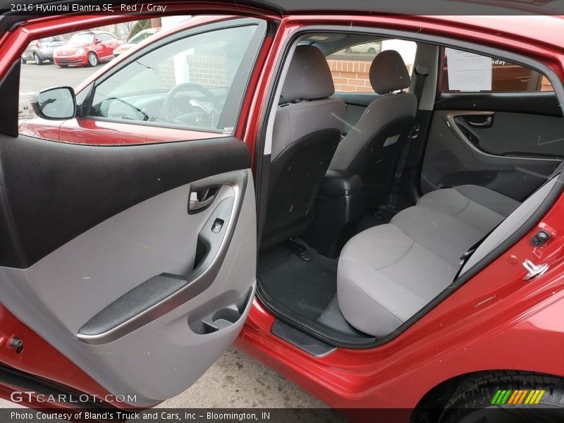 Red / Gray 2016 Hyundai Elantra SE