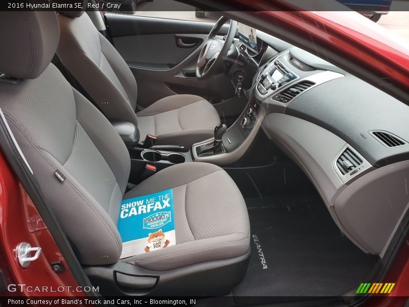 Red / Gray 2016 Hyundai Elantra SE