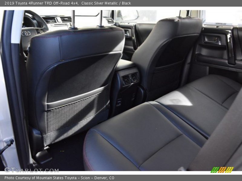 Classic Silver Metallic / Black 2019 Toyota 4Runner TRD Off-Road 4x4