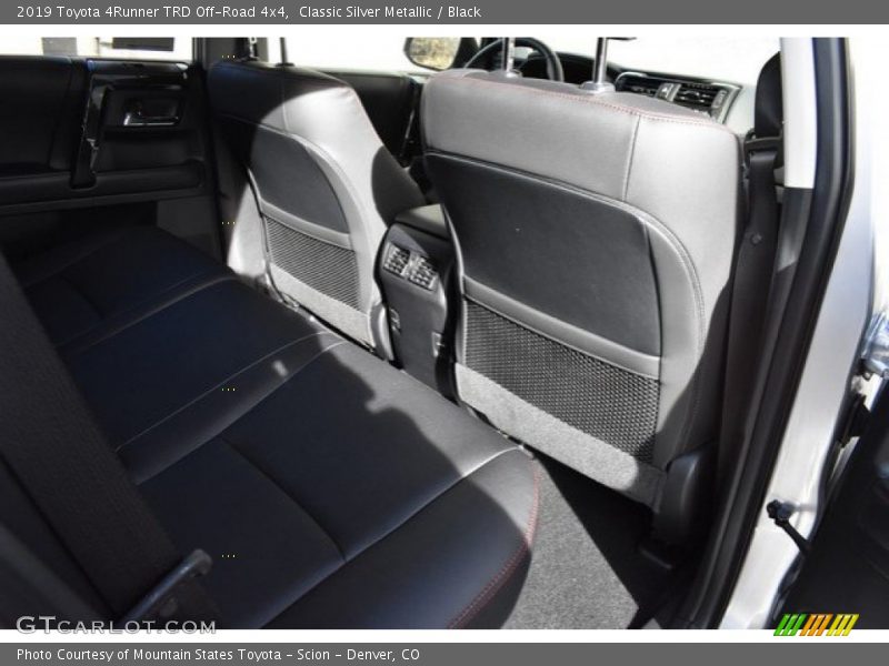 Classic Silver Metallic / Black 2019 Toyota 4Runner TRD Off-Road 4x4