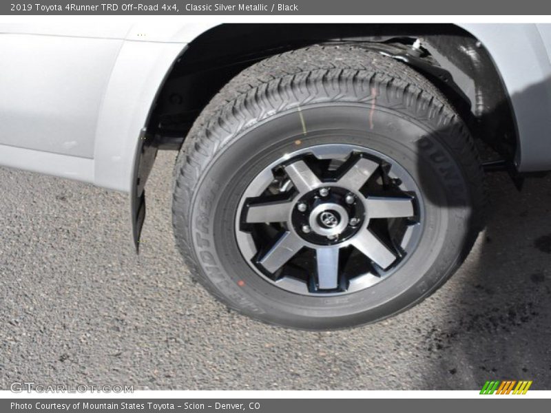 Classic Silver Metallic / Black 2019 Toyota 4Runner TRD Off-Road 4x4