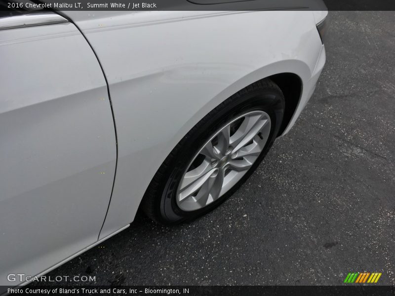 Summit White / Jet Black 2016 Chevrolet Malibu LT