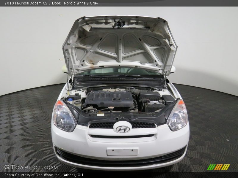 Nordic White / Gray 2010 Hyundai Accent GS 3 Door