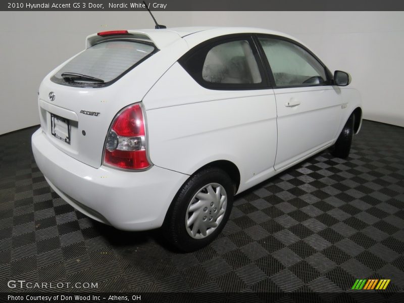 Nordic White / Gray 2010 Hyundai Accent GS 3 Door