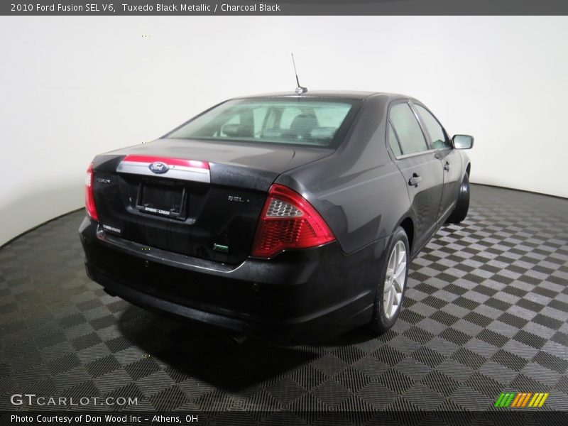 Tuxedo Black Metallic / Charcoal Black 2010 Ford Fusion SEL V6