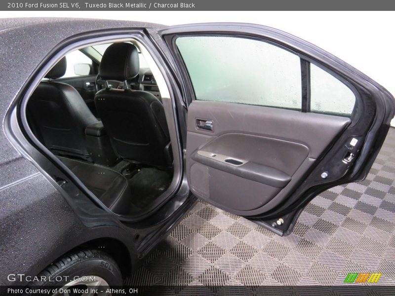Tuxedo Black Metallic / Charcoal Black 2010 Ford Fusion SEL V6