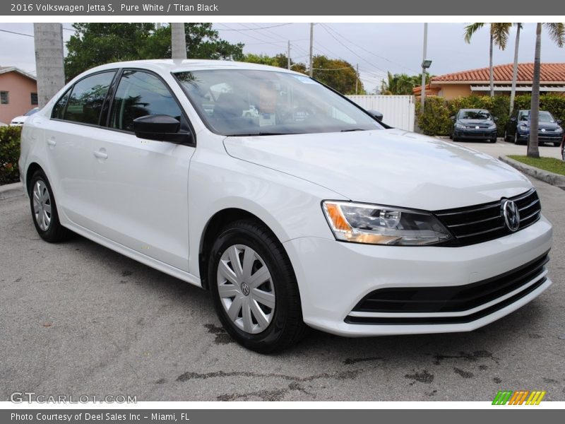 Pure White / Titan Black 2016 Volkswagen Jetta S