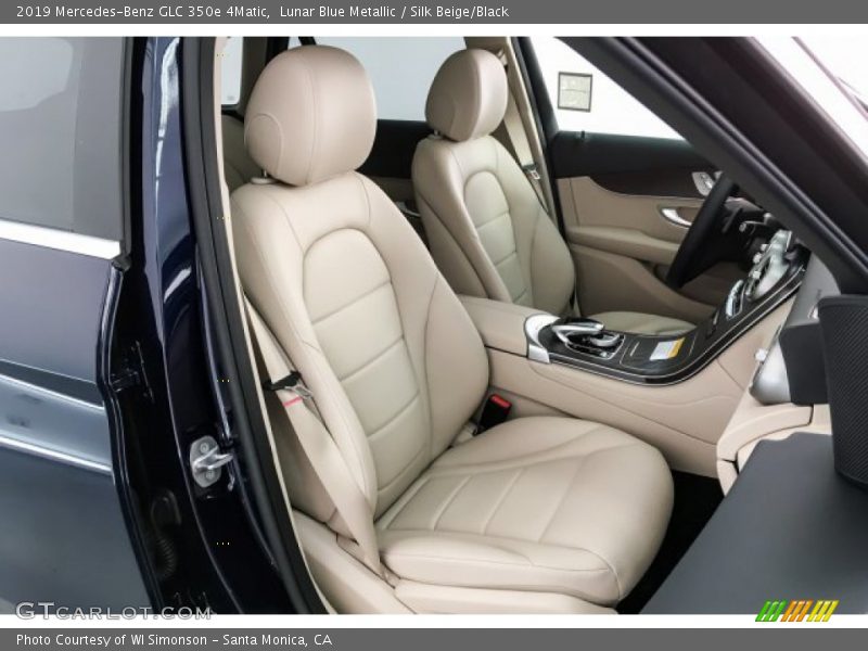 Lunar Blue Metallic / Silk Beige/Black 2019 Mercedes-Benz GLC 350e 4Matic