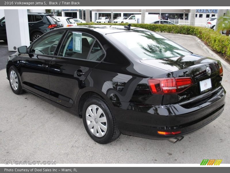 Black / Titan Black 2016 Volkswagen Jetta S