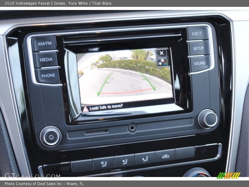 Pure White / Titan Black 2016 Volkswagen Passat S Sedan