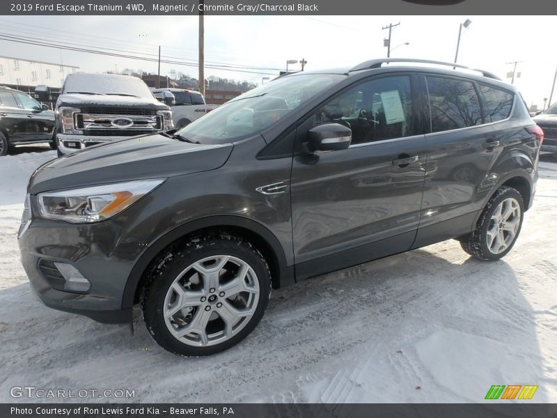 Magnetic / Chromite Gray/Charcoal Black 2019 Ford Escape Titanium 4WD