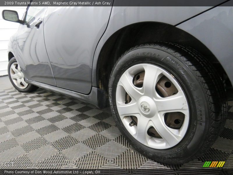 Magnetic Gray Metallic / Ash Gray 2009 Toyota Matrix S AWD