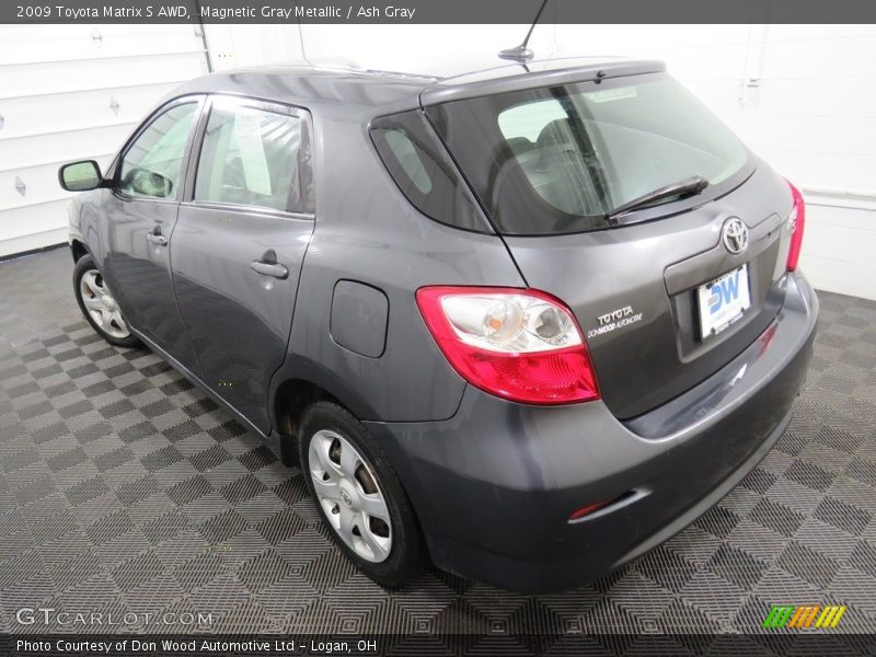 Magnetic Gray Metallic / Ash Gray 2009 Toyota Matrix S AWD