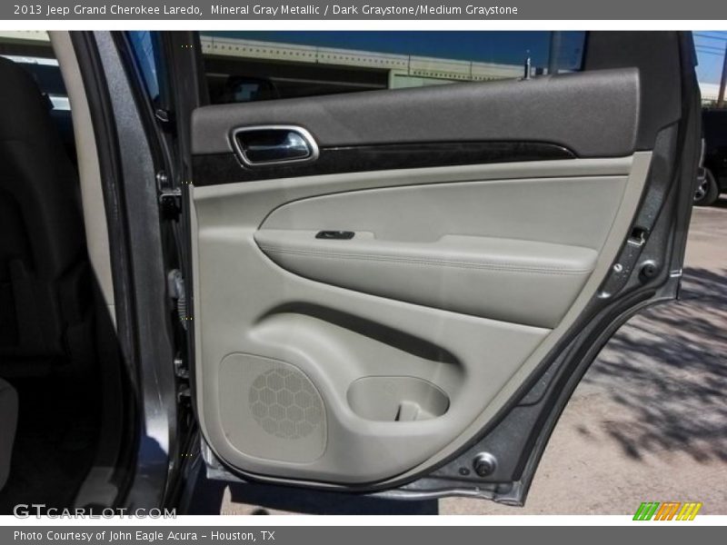 Mineral Gray Metallic / Dark Graystone/Medium Graystone 2013 Jeep Grand Cherokee Laredo