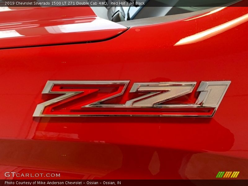 Red Hot / Jet Black 2019 Chevrolet Silverado 1500 LT Z71 Double Cab 4WD