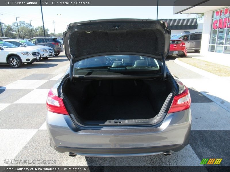 Gun Metallic / Charcoal 2017 Nissan Altima 2.5 SL