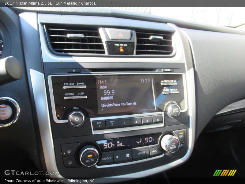 Gun Metallic / Charcoal 2017 Nissan Altima 2.5 SL