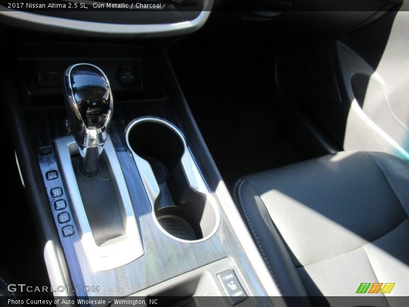 Gun Metallic / Charcoal 2017 Nissan Altima 2.5 SL