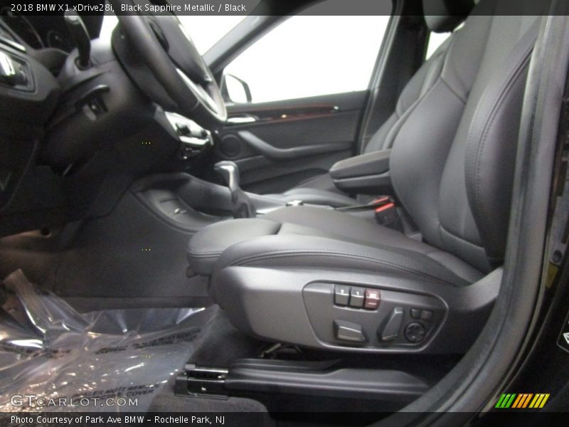 Black Sapphire Metallic / Black 2018 BMW X1 xDrive28i