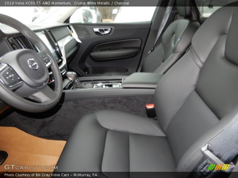 Front Seat of 2019 XC60 T5 AWD Momentum