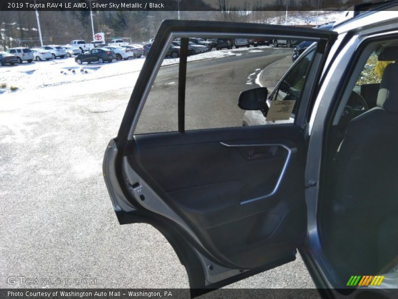 Silver Sky Metallic / Black 2019 Toyota RAV4 LE AWD