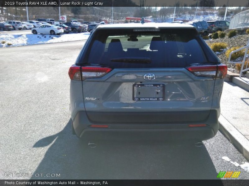 Lunar Rock / Light Gray 2019 Toyota RAV4 XLE AWD