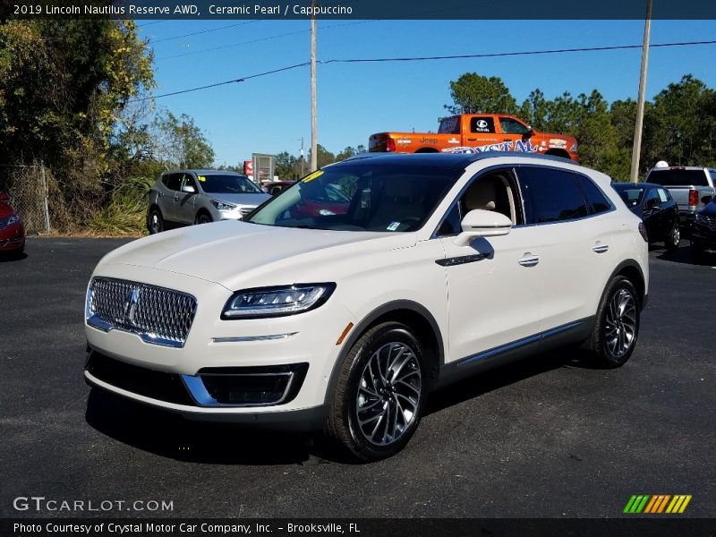 Front 3/4 View of 2019 Nautilus Reserve AWD