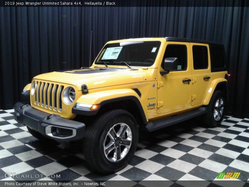 Hellayella / Black 2019 Jeep Wrangler Unlimited Sahara 4x4