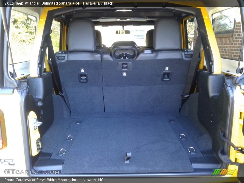 Hellayella / Black 2019 Jeep Wrangler Unlimited Sahara 4x4