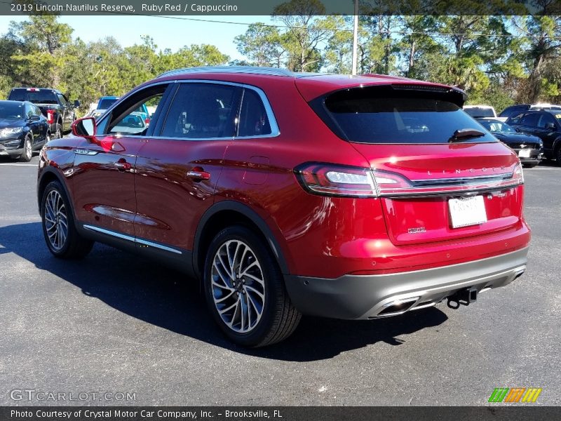 Ruby Red / Cappuccino 2019 Lincoln Nautilus Reserve