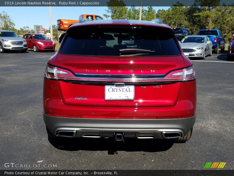 Ruby Red / Cappuccino 2019 Lincoln Nautilus Reserve