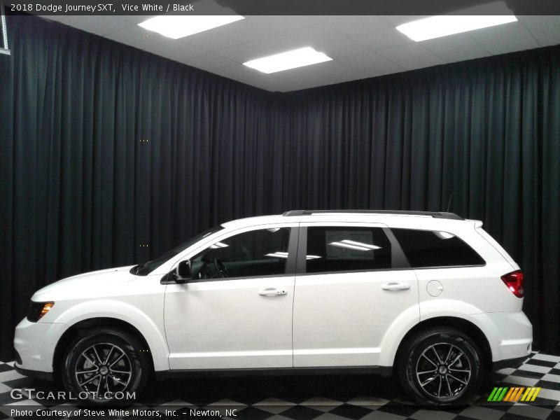 Vice White / Black 2018 Dodge Journey SXT