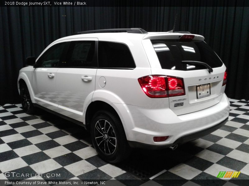 Vice White / Black 2018 Dodge Journey SXT