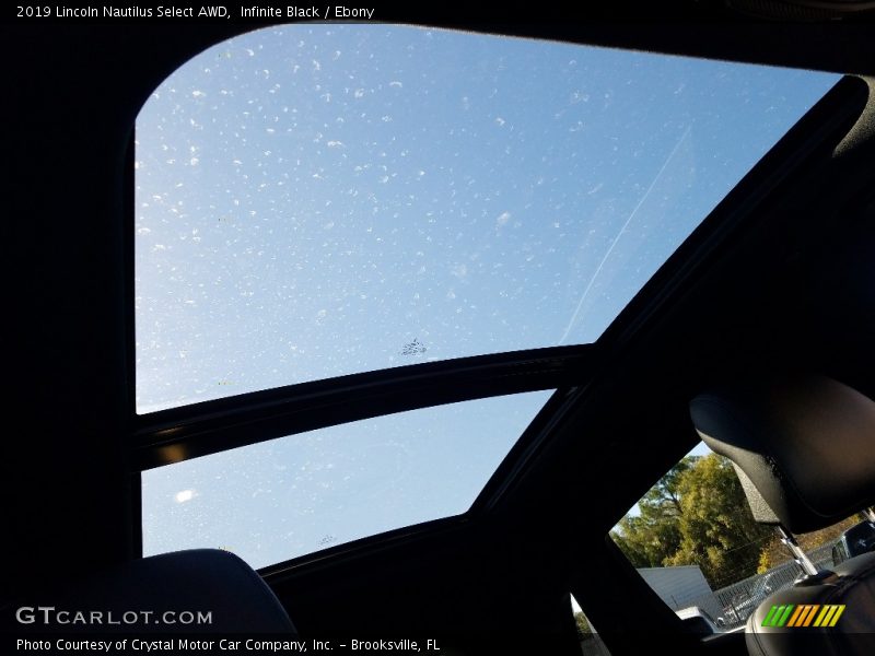 Infinite Black / Ebony 2019 Lincoln Nautilus Select AWD