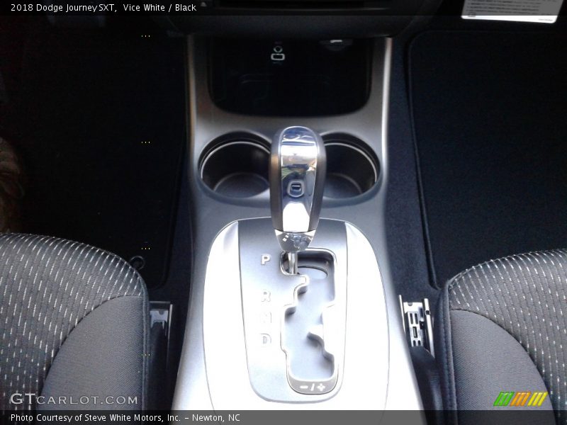 Vice White / Black 2018 Dodge Journey SXT