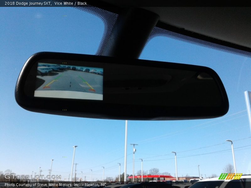 Vice White / Black 2018 Dodge Journey SXT