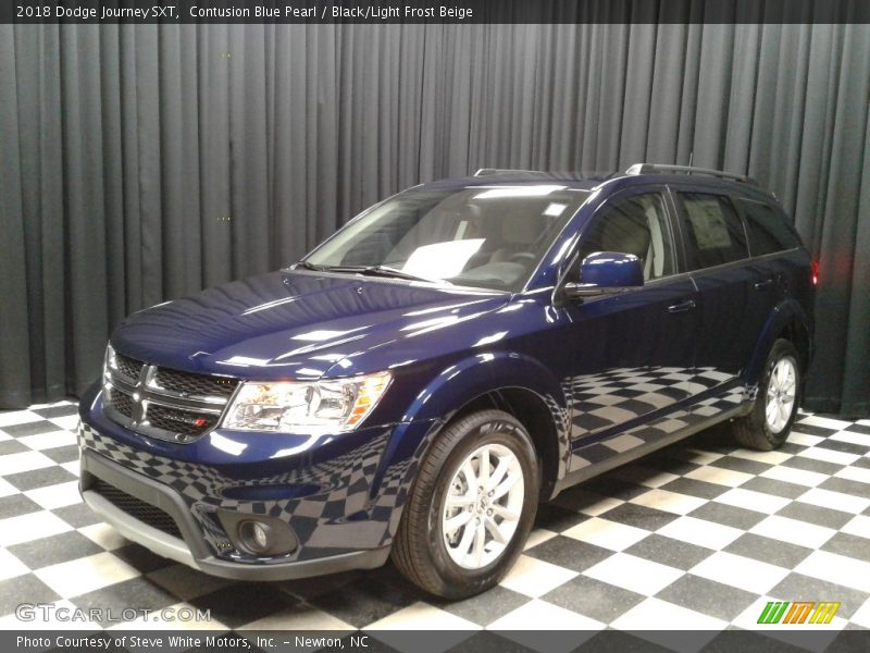Contusion Blue Pearl / Black/Light Frost Beige 2018 Dodge Journey SXT