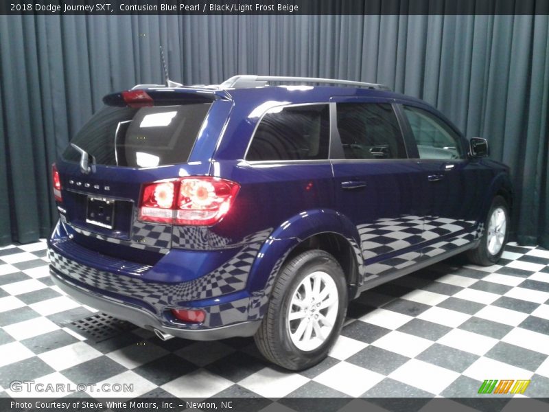 Contusion Blue Pearl / Black/Light Frost Beige 2018 Dodge Journey SXT