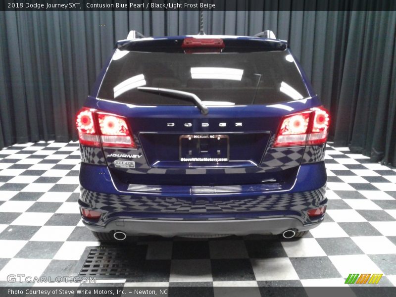 Contusion Blue Pearl / Black/Light Frost Beige 2018 Dodge Journey SXT