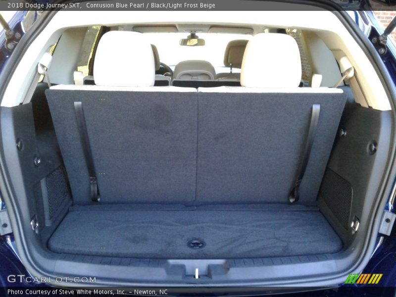 Contusion Blue Pearl / Black/Light Frost Beige 2018 Dodge Journey SXT