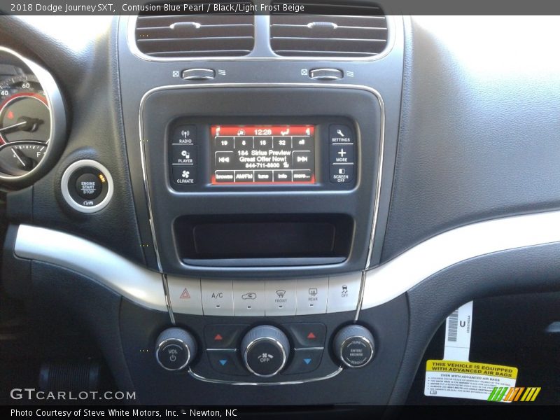 Contusion Blue Pearl / Black/Light Frost Beige 2018 Dodge Journey SXT
