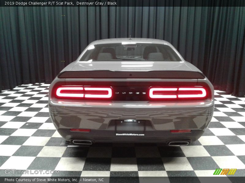 Destroyer Gray / Black 2019 Dodge Challenger R/T Scat Pack