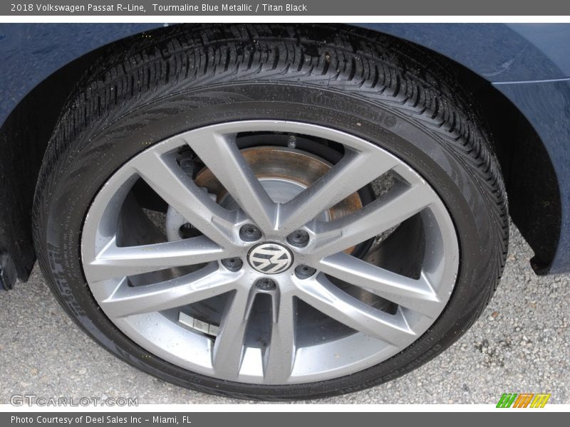 Tourmaline Blue Metallic / Titan Black 2018 Volkswagen Passat R-Line