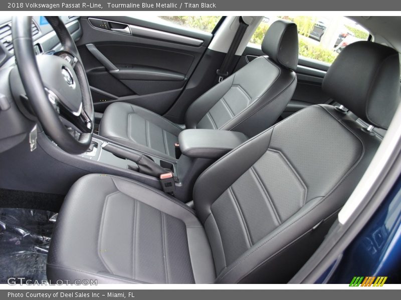 Tourmaline Blue Metallic / Titan Black 2018 Volkswagen Passat R-Line