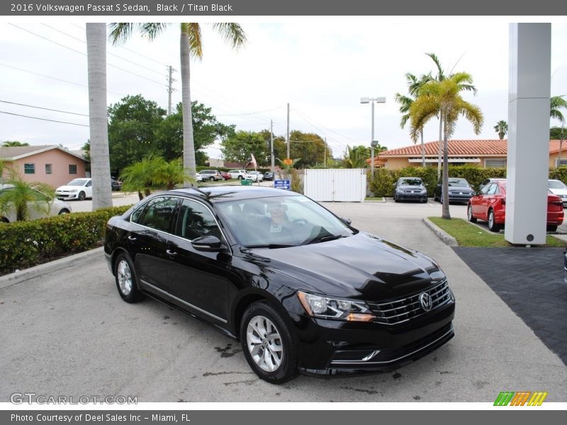 Black / Titan Black 2016 Volkswagen Passat S Sedan