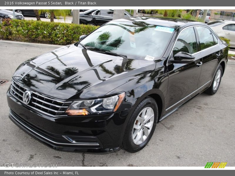 Black / Titan Black 2016 Volkswagen Passat S Sedan