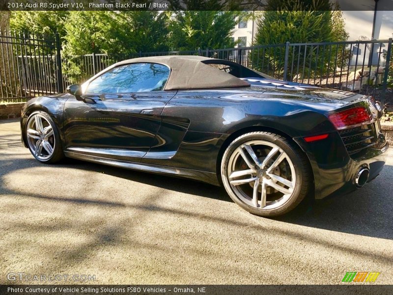 Phantom Black Pearl / Black 2014 Audi R8 Spyder V10