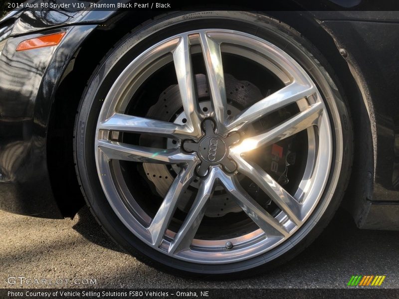  2014 R8 Spyder V10 Wheel