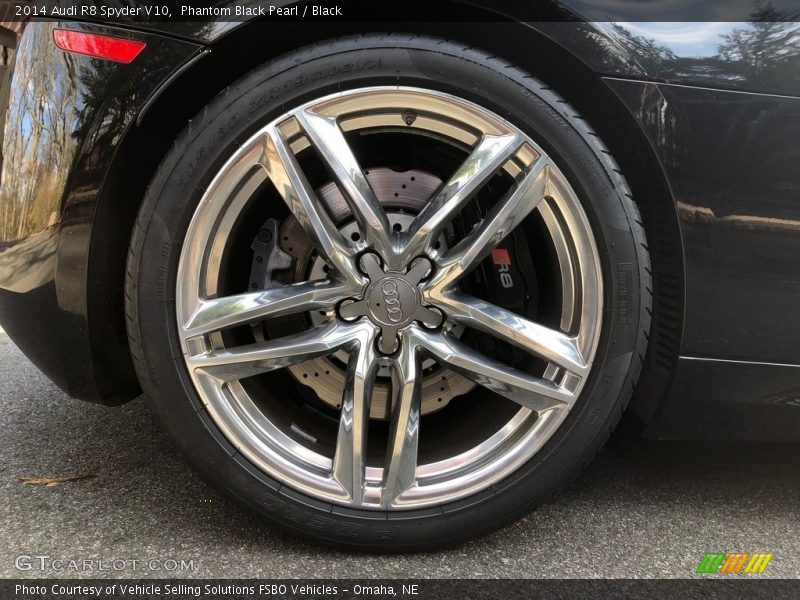  2014 R8 Spyder V10 Wheel