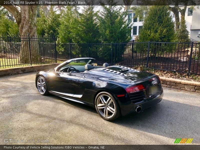 Phantom Black Pearl / Black 2014 Audi R8 Spyder V10
